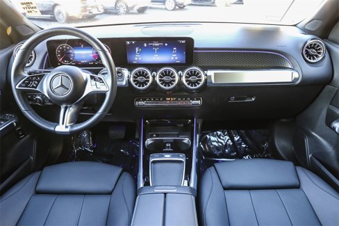 Used 2024 Mercedes-Benz GLB 250 4MATIC image 12