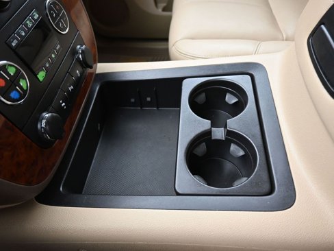 Used 2014 Chevrolet Tahoe LT image 19