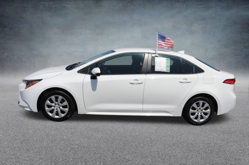 Used 2024 Toyota Corolla LE image 7