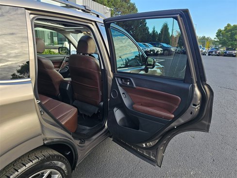 Used 2018 Subaru Forester 2.5i Touring w/ Popular Package #2 image 13