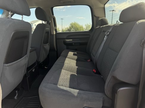 Used 2008 GMC Sierra 1500 SLE w/ Sierra NFL Edition image 25