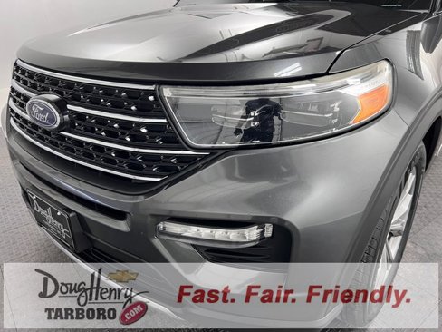 Used 2020 Ford Explorer XLT w/ Equipment Group 202A image 12