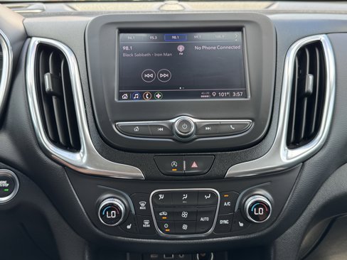 Used 2022 Chevrolet Equinox LT w/ Driver Convenience Package image 19