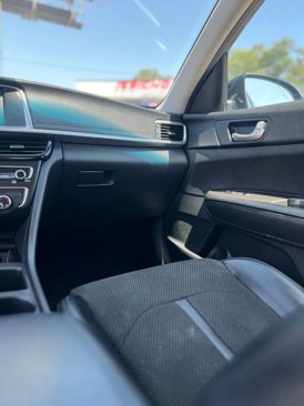 Used 2020 Kia Optima S image 12