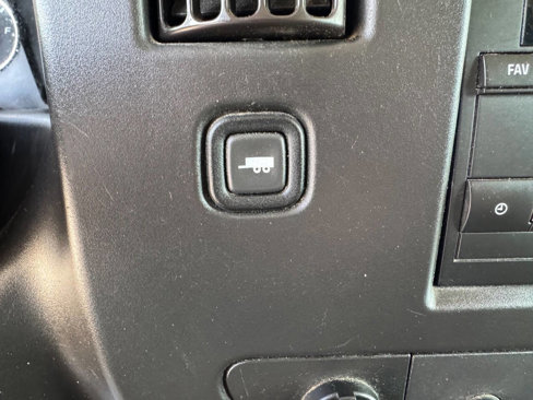 Used 2019 Chevrolet Express 2500 w/ Driver Convenience Package image 14