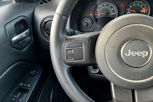 Used 2015 Jeep Patriot High Altitude image 17