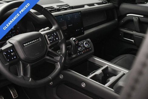 Used 2025 Land Rover Defender 110 V8 image 38