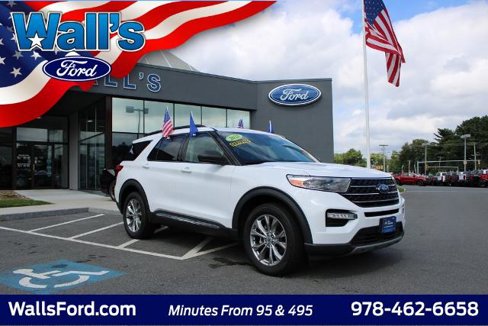 Certified 2021 Ford Explorer XLT w/ Equipment Group 202A image 3