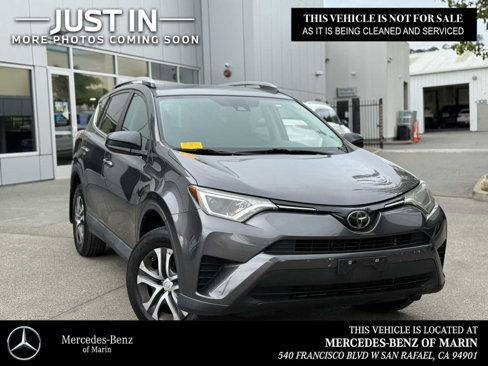 Used 2017 Toyota RAV4 LE image 1