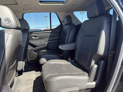 Used 2019 Chevrolet Traverse RS image 16