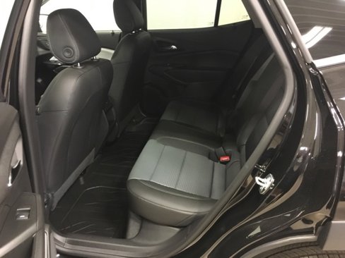 New 2025 Chevrolet Trax LT w/ Driver Confidence Package image 18