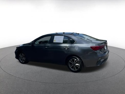 Used 2024 Kia Forte LXS image 10