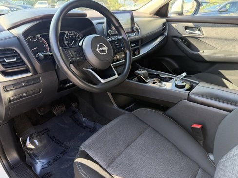 Used 2023 Nissan Rogue SV image 20