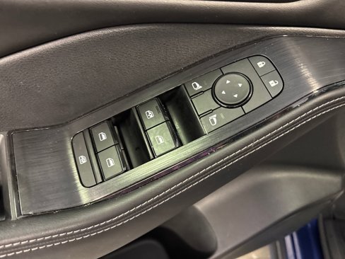 Used 2022 Nissan Rogue SV w/ SV Premium Package image 27