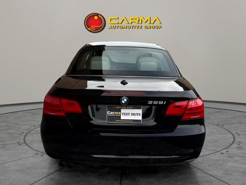 Used 2011 BMW 328i Convertible image 4