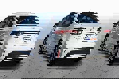 Used 2021 Toyota Corolla LE image 10