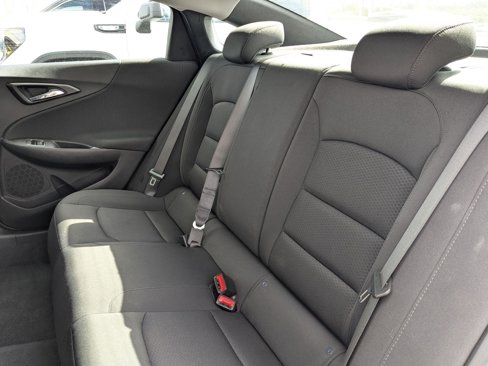 Used 2020 Chevrolet Malibu LS w/ Driver Confidence Package II image 32