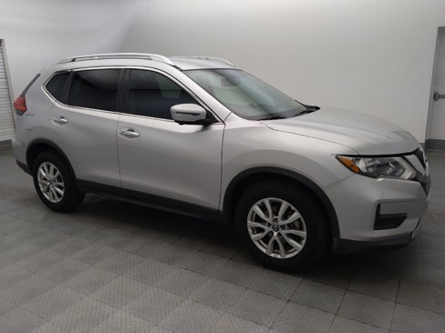 Used 2017 Nissan Rogue SV w/ SV Premium Package image 11