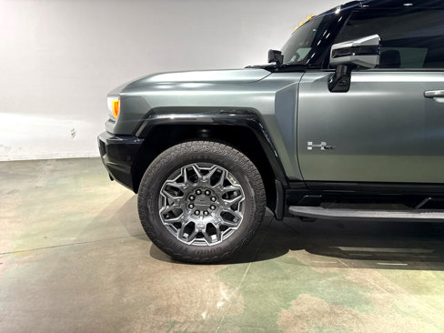 Used 2024 GMC Hummer EV 3X w/ LPO, Illumination Package image 3