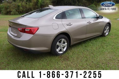 Used 2024 Chevrolet Malibu LT image 3