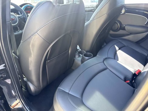 Used 2016 MINI Cooper S image 12