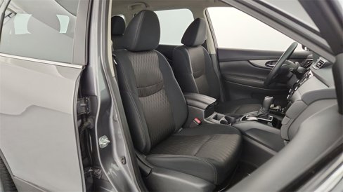 Used 2018 Nissan Rogue S image 26