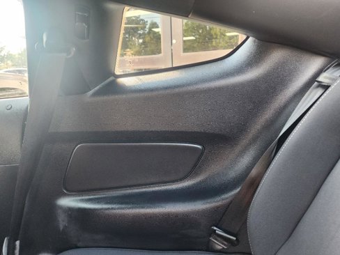 Used 2020 Ford Mustang Coupe image 12