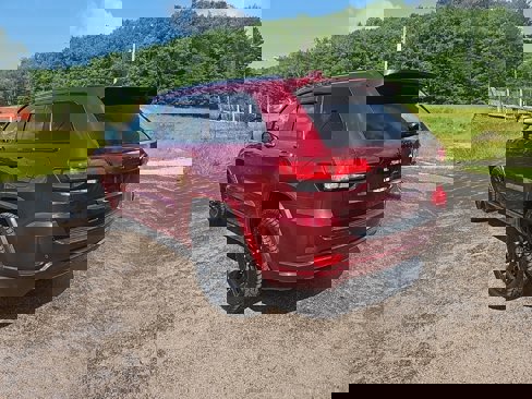 Used 2019 Jeep Grand Cherokee Altitude image 3