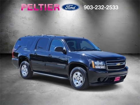 Used 2013 Chevrolet Suburban LS image 1