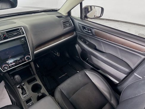 Used 2019 Subaru Outback 2.5i Limited w/ Popular Package #2 image 25