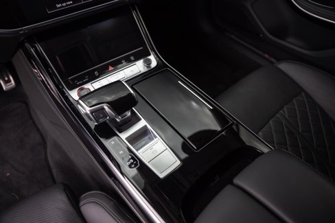 Used 2023 Audi S8 image 14