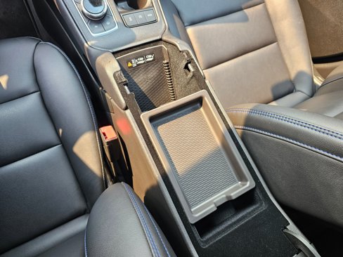 Used 2025 Cadillac XT4 Sport w/ Technology Package image 23