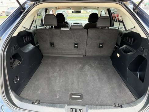 Used 2019 Ford Edge SEL image 18