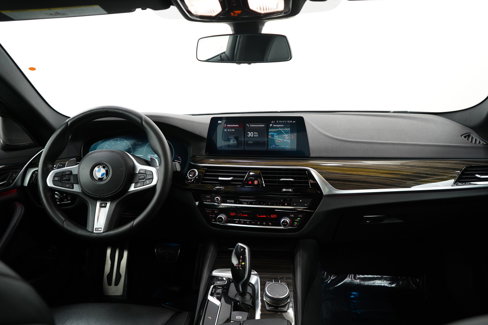 Used 2019 BMW M550i xDrive w/ Premium Package 2 image 13