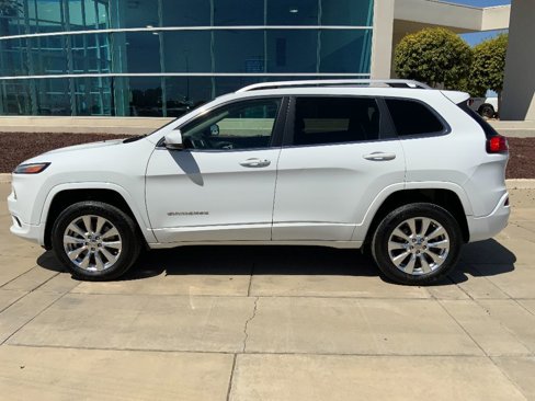 Used 2016 Jeep Cherokee Overland image 4