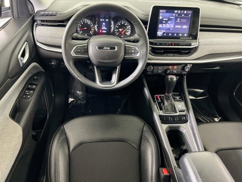 Used 2022 Jeep Compass Latitude image 19