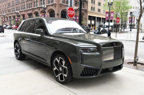 New 2025 Rolls-Royce Cullinan Black Badge image 3
