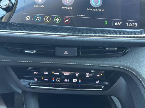 Used 2021 Buick Envision Essence w/ Sport Touring Package image 28