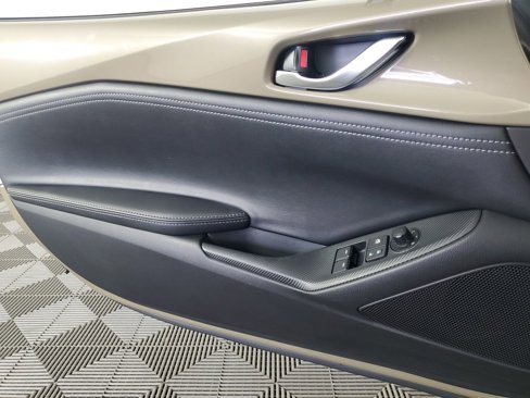 Used 2023 MAZDA MX-5 Miata Grand Touring image 29