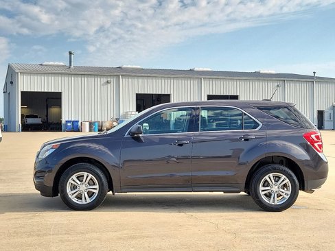 Used 2016 Chevrolet Equinox LS image 3