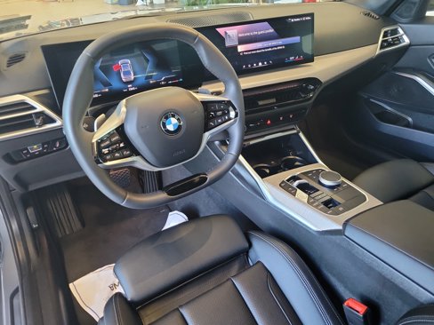 Used 2025 BMW 330i xDrive Sedan image 19