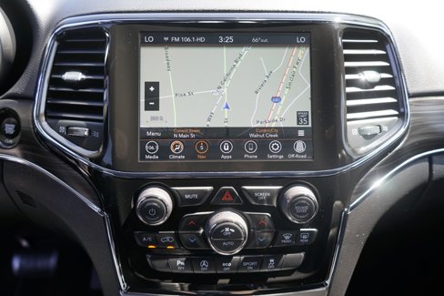 Used 2021 Jeep Grand Cherokee Limited image 22