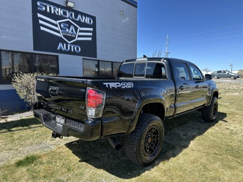 Used 2016 Toyota Tacoma TRD Sport image 5