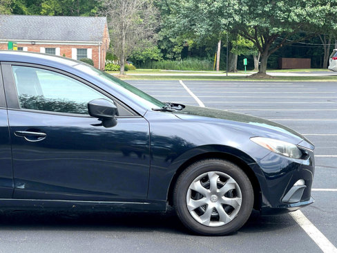 Used 2014 MAZDA MAZDA3 i SV image 26