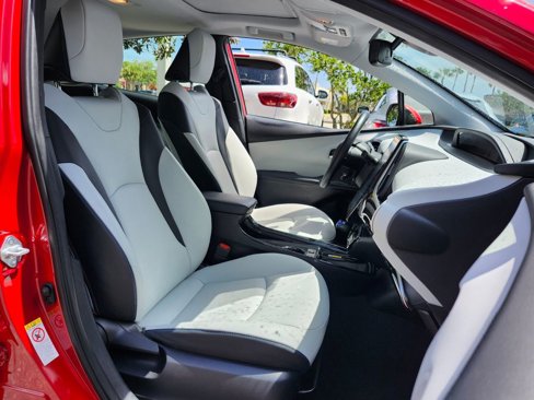 Used 2022 Toyota Prius Limited w/ Premium Convenience Package image 18