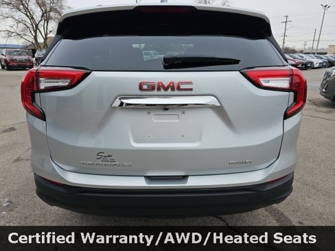 Certified 2022 GMC Terrain SLE w/ Driver Convenience Package image 6