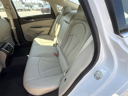 Certified 2017 Buick LaCrosse Premium image 23