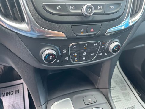 Used 2022 Chevrolet Equinox LT image 15