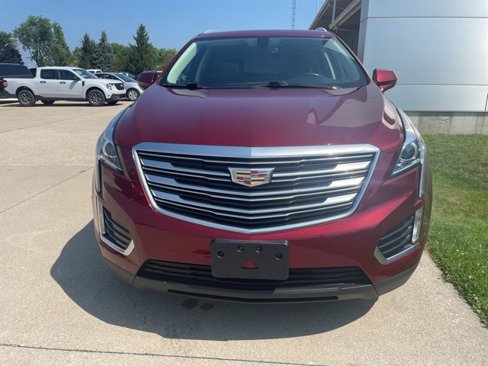 Used 2018 Cadillac XT5 Luxury image 6