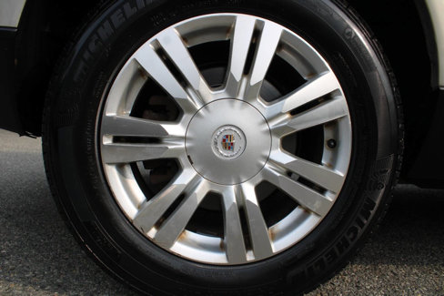 Used 2013 Cadillac SRX Luxury image 22